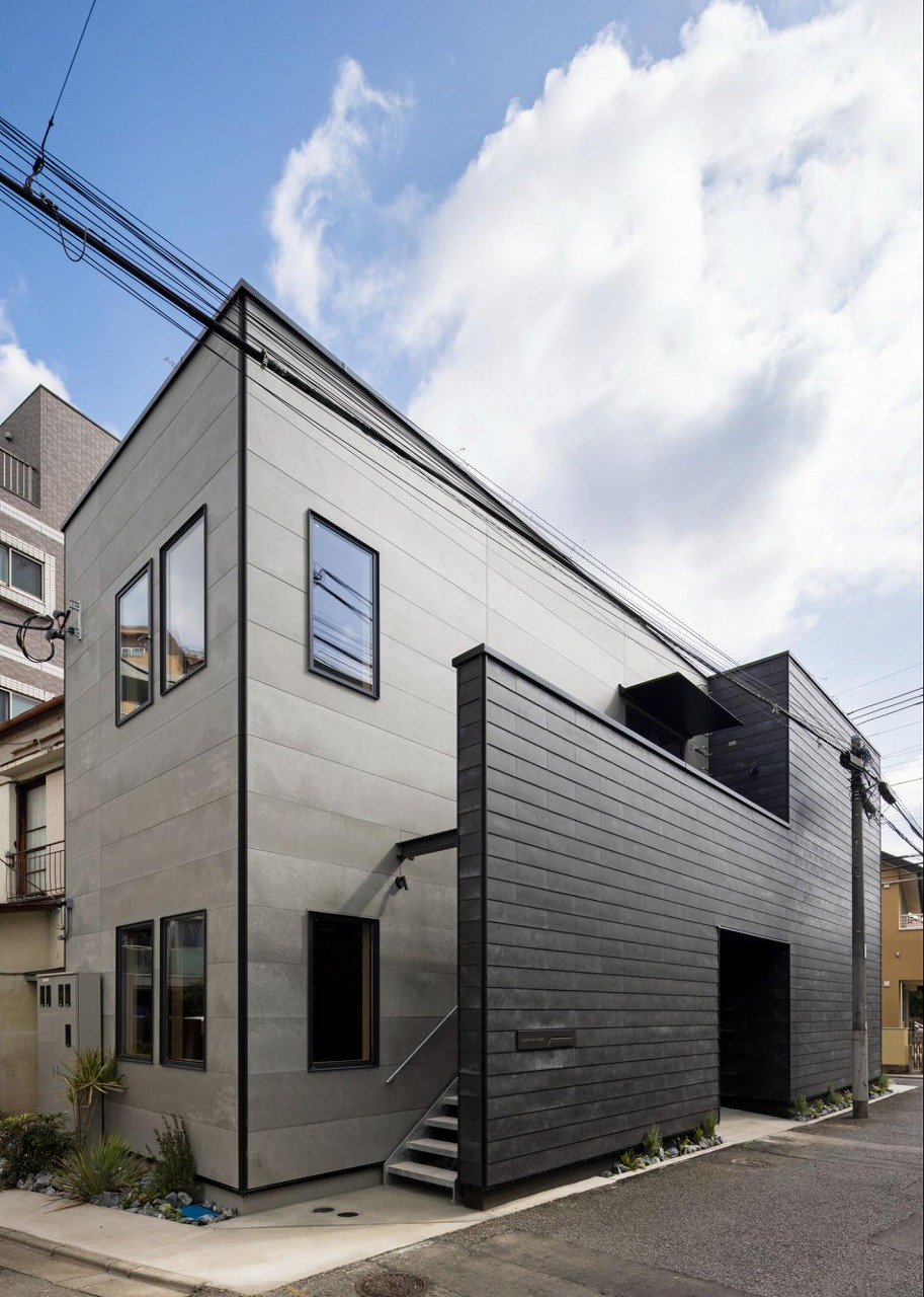 南西面外観（昼景）