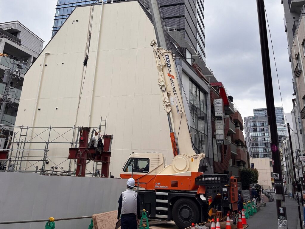 鉄骨建方工事(26.9.1撮影)